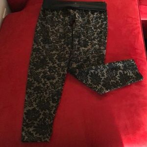 L slimming Soma leggings